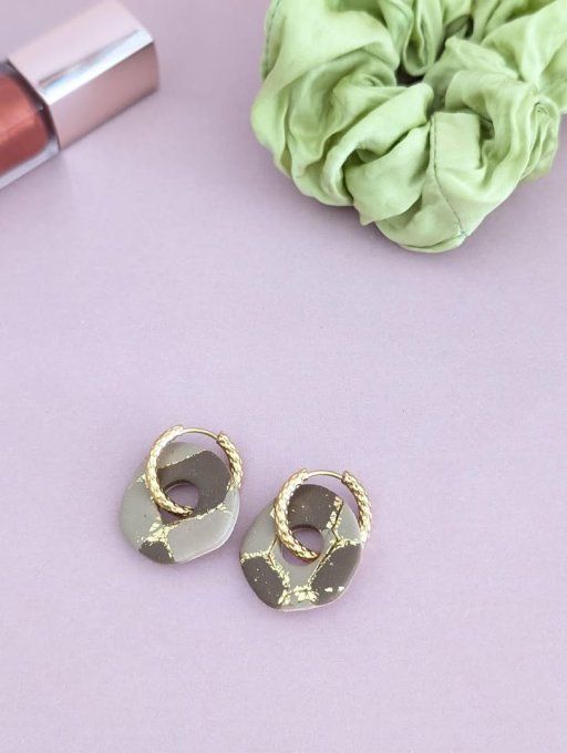 Boucles d'oreilles créoles couleur marron et or