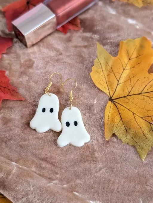 Boucles d'oreilles fantômes phosphorescent