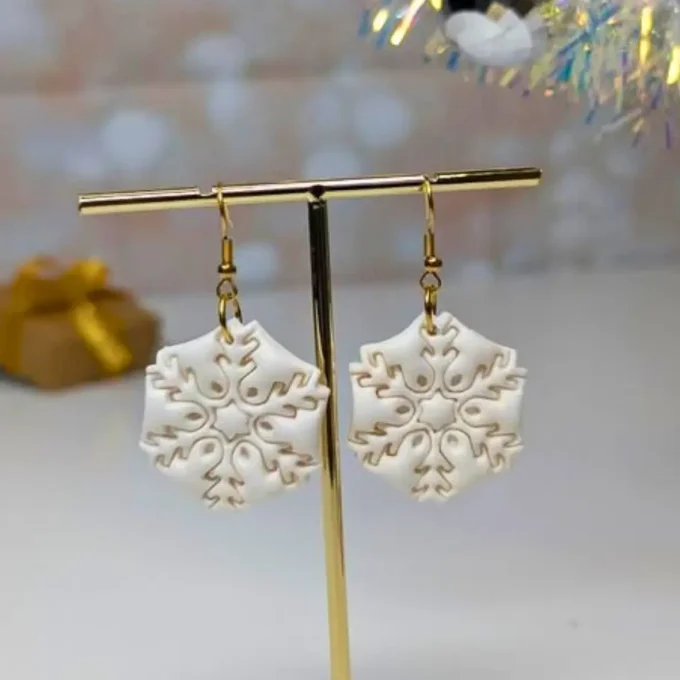 boucles d'oreilles flocons de neige blanc irisé or