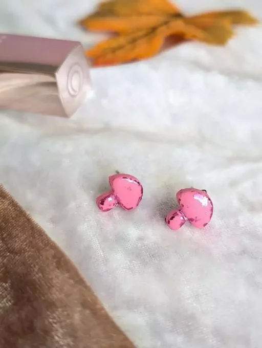 puces d'oreilles champignons roses