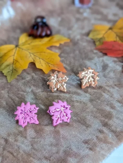 puces d'oreilles feuilles d'érable