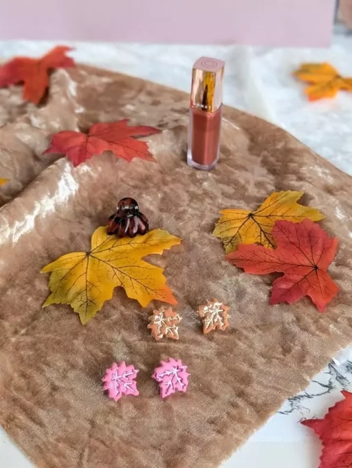 puces d'oreilles feuilles d'érable izbulle